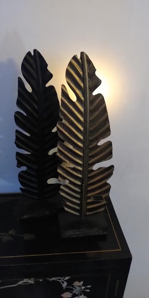 Stijlvolle set van 2 veren in zwart en goud, metaal met hout, Huis en Inrichting, Woonaccessoires | Overige, Gebruikt, Ophalen