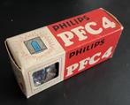 Doosje met 3 vintage Philips Flashcubes analoge fotografie, Ophalen of Verzenden, Nieuw, Overige merken