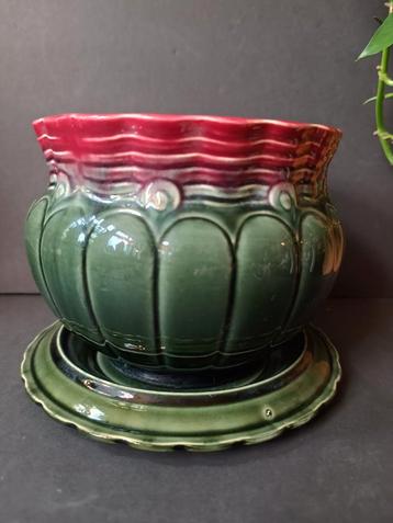 Art Deco Bloempot met Schotel beschikbaar voor biedingen