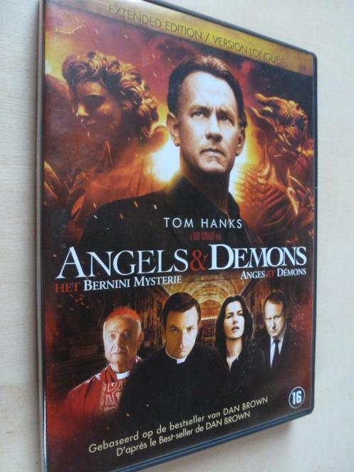 DVD - Angels & Demons - Tom Hanks Ewan McGregor Ayelet Zurer, Cd's en Dvd's, Dvd's | Thrillers en Misdaad, Zo goed als nieuw, Actiethriller