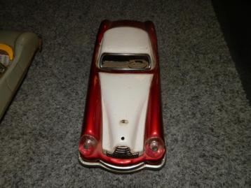 Blikken auto zelfrijdend mechanisch vintage beschikbaar voor biedingen