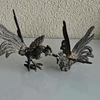 Twee manke verzilverde kemphanen, Ophalen of Verzenden