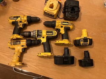 DeWalt boormachines | Opknap | 4 machines +3 accu’s+2 laders beschikbaar voor biedingen