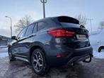 BMW X1 xDrive20i High Exec. airco Carplay automaat 4wiel dri, 1998 cc, Gebruikt, Euro 6, 2000 kg