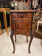 Nachtkastje met marmer blad, Huis en Inrichting, Slaapkamer | Nachtkastjes, Ophalen of Verzenden