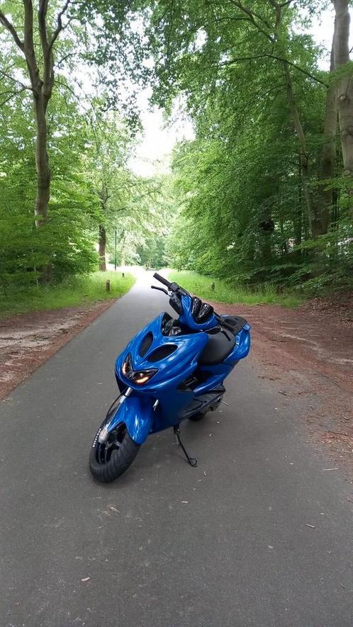 Yamaha aerox 50 cc, Fietsen en Brommers, Scooters | Yamaha, Gebruikt, Aerox, Ophalen