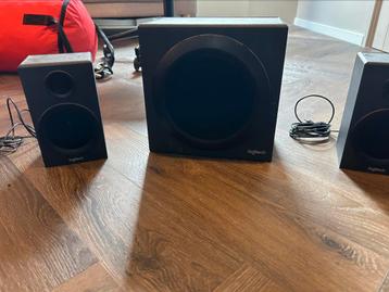 Logitech geluidsysteem beschikbaar voor biedingen