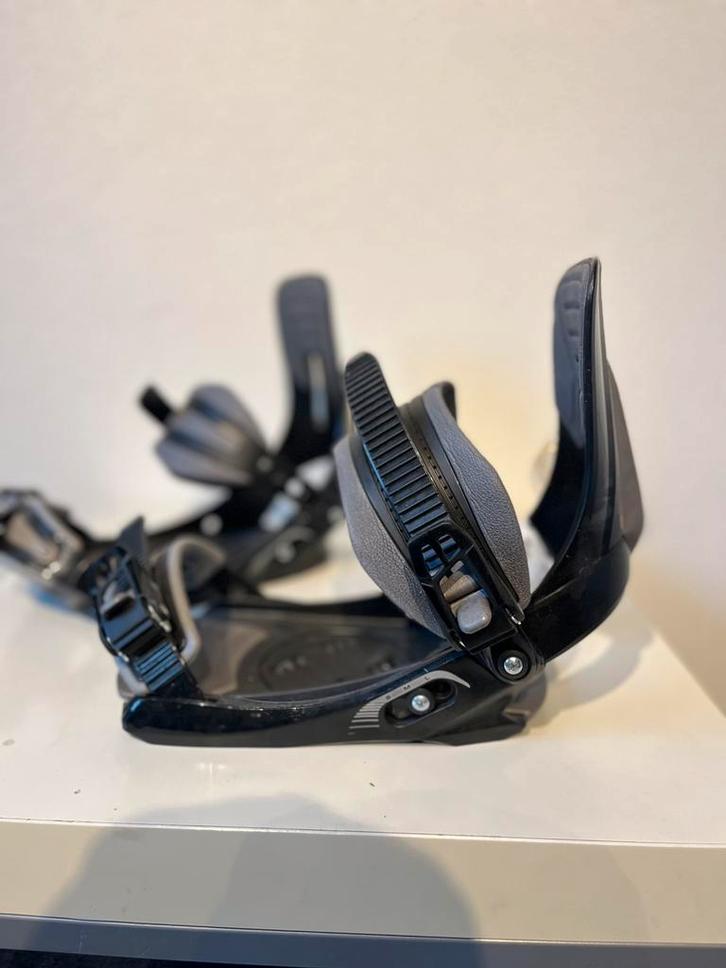 NIEUW generics snowboard bindingen S-M-L, Sport en Fitness, Snowboarden, Zo goed als nieuw, Bindingen, Ophalen of Verzenden
