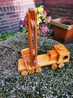 Houten kraanwagen hijskraan., Kinderen en Baby's, Speelgoed | Houten speelgoed, Ophalen of Verzenden