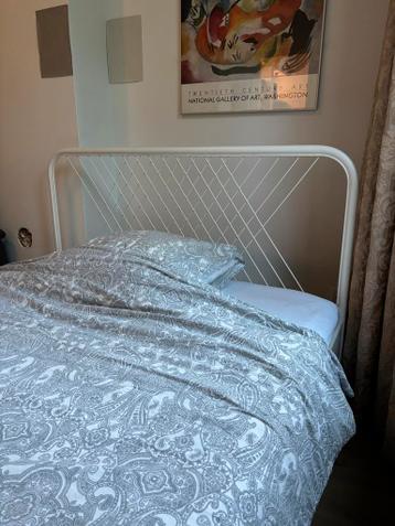 Ikea Nesttun bedframe 140x200 + lattenbodem - afbeelding 1