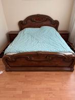 Te koop mooi 2 personensbed van walnoot 160cm bij 200cm, Ophalen of Verzenden, Zo goed als nieuw, Tweepersoons