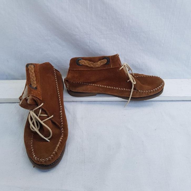 Bruine leren schoenen, gevoerd. Mt 38, Kleding | Dames, Schoenen, Zo goed als nieuw, Sneakers of Gympen, Bruin, Ophalen of Verzenden