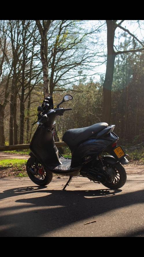 Zip h2o, Fietsen en Brommers, Scooters | Piaggio, Zo goed als nieuw, Zip, Benzine, Ophalen
