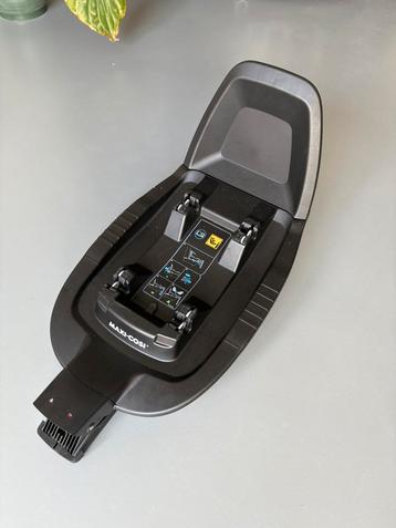 Maxi-Cosi i-Size FamiliyFix2 ISOFIX beschikbaar voor biedingen