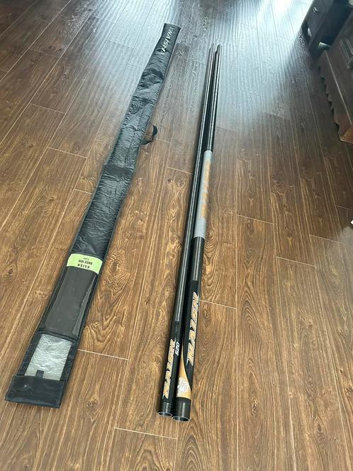 520 Naish Race 100% carbon SDM mast - CC in nieuwstaat, Watersport en Boten, Windsurfen, Zo goed als nieuw, Mast, Minder dan 250 cm