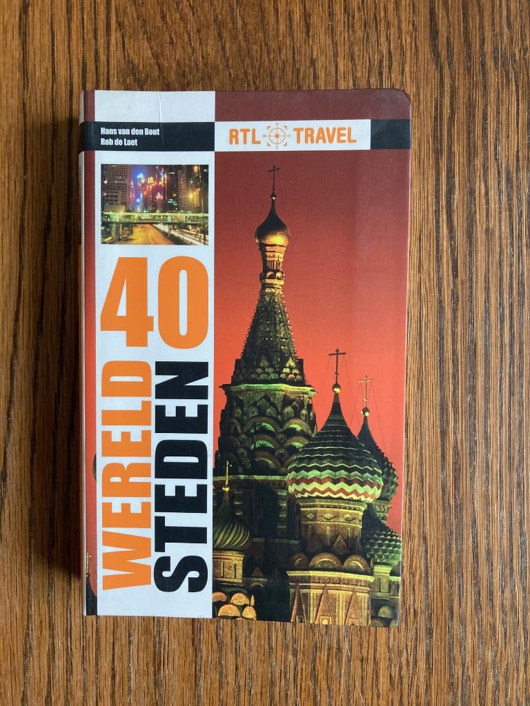40 Wereldsteden TRL Travel	Hans van den Bout en Rob de Laet, Europa, Ophalen of Verzenden, Reisgids of -boek, Gelezen