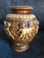 Bruine Engelen Vaas Keramiek Antiek / Vintage., Huis en Inrichting, Woonaccessoires | Vazen, Gebruikt, Overige kleuren, Aardewerk of Porselein