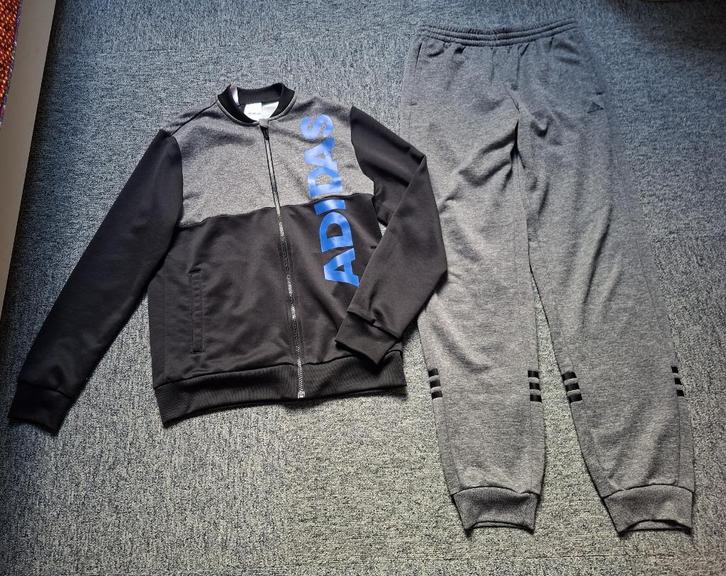 Adidas origineel trainingspak 164-170 ZGAN, Kinderen en Baby's, Kinderkleding | Maat 164, Gebruikt, Jongen of Meisje, Sport- of Zwemkleding