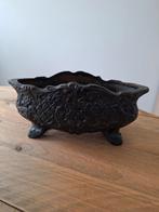 Mooie brocante, gietijzeren jardiniere., Dieren en Toebehoren, Ophalen of Verzenden, Zo goed als nieuw, Riet