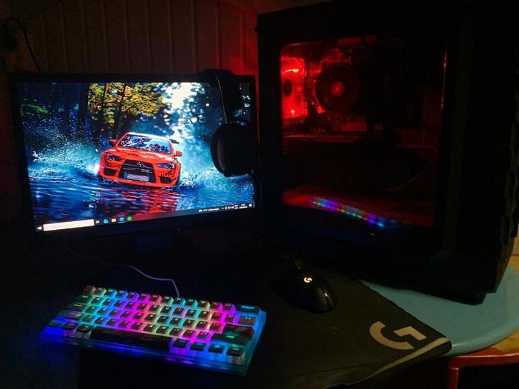 Gaming setup, Computers en Software, Desktop Pc's, Zo goed als nieuw, 3 tot 4 Ghz, HDD, SSD, Met videokaart, Met monitor, Gaming
