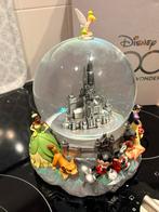 Disney snowglobe 100 jaar limited edition., Ophalen, Sneeuwwitje of Doornroosje, Zo goed als nieuw, Beeldje of Figuurtje