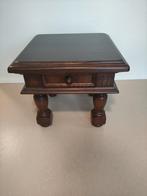 Vierkante Eikenhouten Bijzettafel met Lade, Ophalen, Gebruikt, 50 tot 100 cm, Klassiek