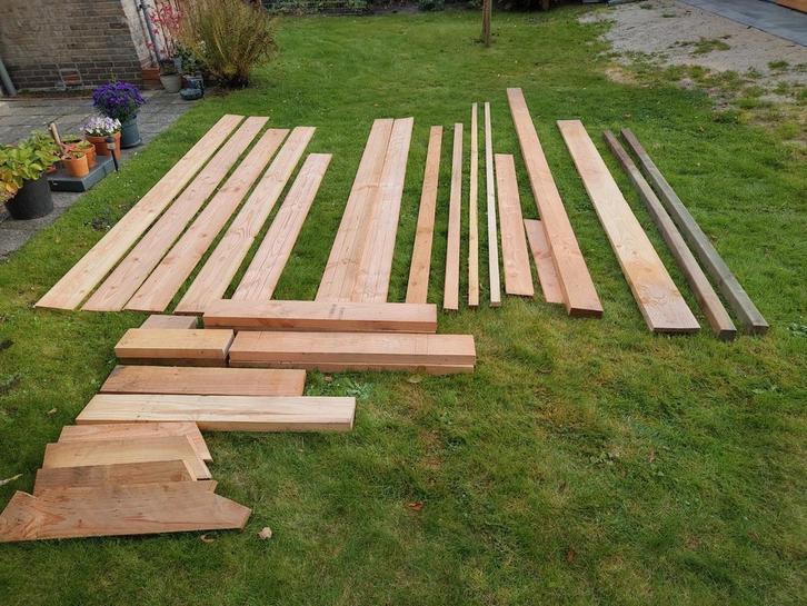 Partij Hout - Planken, Balken, Divers, Doe-het-zelf en Verbouw, Hout en Planken, Zo goed als nieuw, Balk, Overige houtsoorten