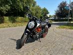 KTM 390 Duke 2022 - A2 - Zeer weinig Km, Motoren, Particulier, 399 cc, Minimaal motorrijbewijs A2, 1 cilinder