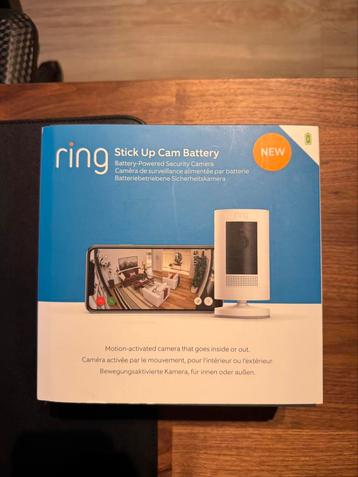 Ring Stick up Camera met Batterij beschikbaar voor biedingen