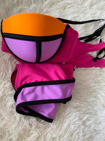 Super mooie nieuwe bikini in maat 36-38 en cupmaat 75B 