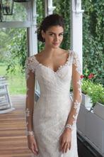 Trouwjurk maat 40 met lange mouwen, Ophalen of Verzenden, Zo goed als nieuw, Wit, Trouwjurk