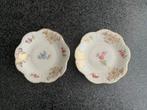 Twee Porseleinen Petit Four Schoteltjes, Ophalen of Verzenden