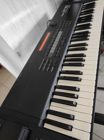 ROLAND XP 50 . PERFECTE STAAT. beschikbaar voor biedingen