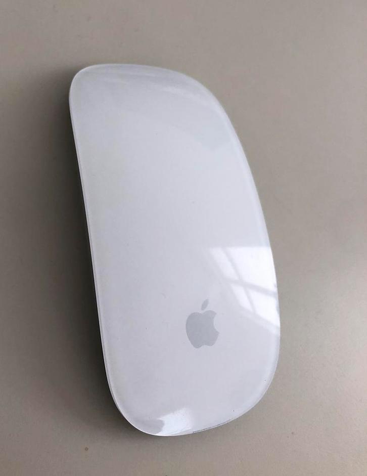 Apple Magic Mouse 2 Wireless A1657, Computers en Software, Muizen, Gebruikt, Muis, Draadloos, Ophalen of Verzenden