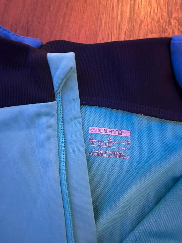 FC Barcelona Trainingspak - Gedragen, Sport en Fitness, Voetbal, Gebruikt, Overige typen, Ophalen of Verzenden