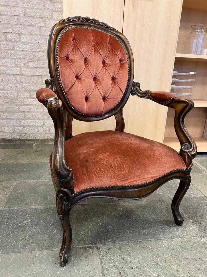 Antieke fauteuil met rood velours, Huis en Inrichting, Stoelen, Gebruikt, Eén, Hout, Rood, Ophalen