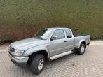 Toyota Hi-lux 2.5 D4-d 100 XC SR5 4WD 2004, Auto's, Vierwielaandrijving, Toyota, Zilver of Grijs, Te koop