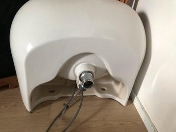 Wastafel Villeroy + Boch  inclusief nieuwe kraan - Nieuw! beschikbaar voor biedingen