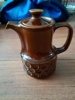 Retro/vintage bruine theepot ca. 16 cm hoog, Ophalen of Verzenden, Huis en Inrichting