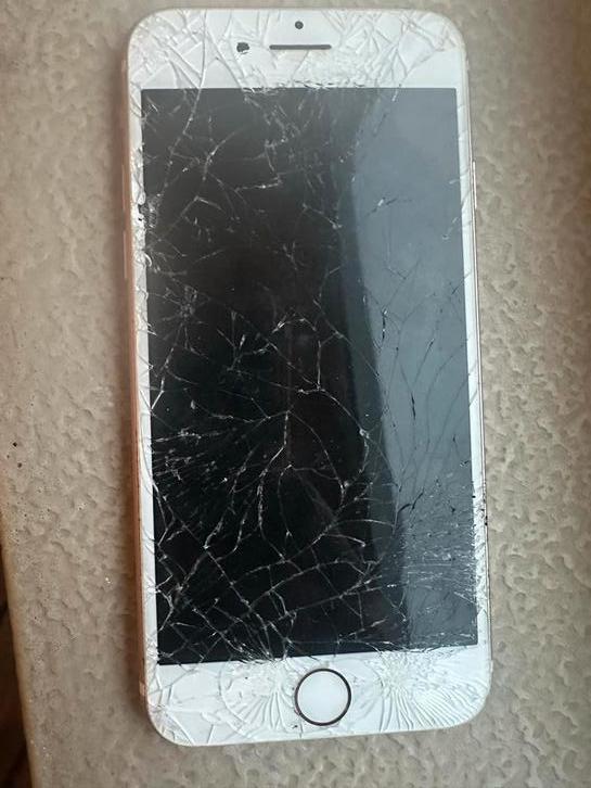 iPhone 7 - Defect scherm, Audio, Tv en Foto, Mp3-spelers | Apple iPod, Classic, Ophalen of Verzenden, Niet werkend, 20 tot 40 GB