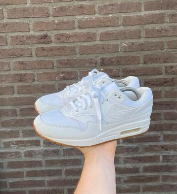 Nike Air Max 1 White Gum beschikbaar voor biedingen
