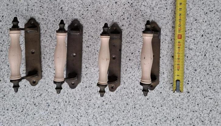 handgrepen nostalgie messing 4 stuks, Huis en Inrichting, Keuken | Keukenelementen, Zo goed als nieuw, Minder dan 100 cm, Minder dan 50 cm