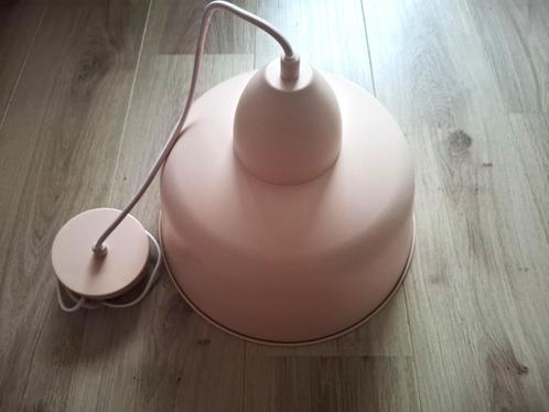Hanglamp mat roze, Huis en Inrichting, Lampen | Hanglampen, Zo goed als nieuw, Minder dan 50 cm, Metaal, Ophalen of Verzenden