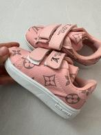 Louis vuitton, Ophalen of Verzenden, Zo goed als nieuw, Meisje, Schoentjes