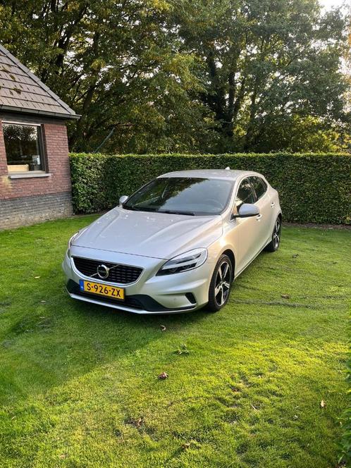 Volvo V40 2.0 T2 R-Design 122PK 2019 Grijs, Auto's, Volvo, Particulier, V40, ABS, Adaptive Cruise Control, Airbags, Airconditioning