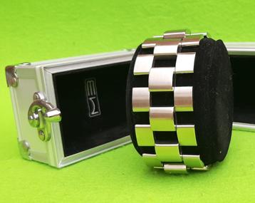 Stoere Schakel armband 30 mm breed - RVS – Mark Bos beschikbaar voor biedingen