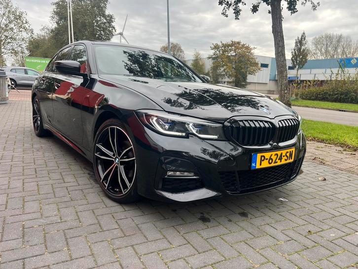 BMW 318i M-Sport | Full Options | Schuifdak | 360° Camera, Auto's, BMW, Particulier, 3-Serie, Benzine, C, Sedan, Automaat, Origineel Nederlands