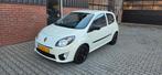 Renault Twingo 1.2 16V 2010 Wit, Auto's, Renault, 839 kg, 4 cilinders, 4 stoelen, Wit