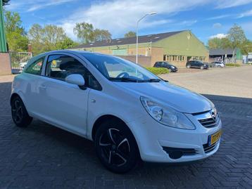 Opel Corsa 1.0 12V 3D 2009 Wit beschikbaar voor biedingen