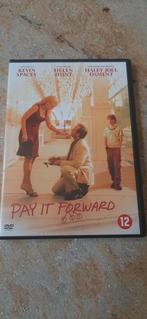 Pay it forward. Kevin Spacey. Helen Hunt., Vanaf 12 jaar, Ophalen of Verzenden, Zo goed als nieuw, Drama